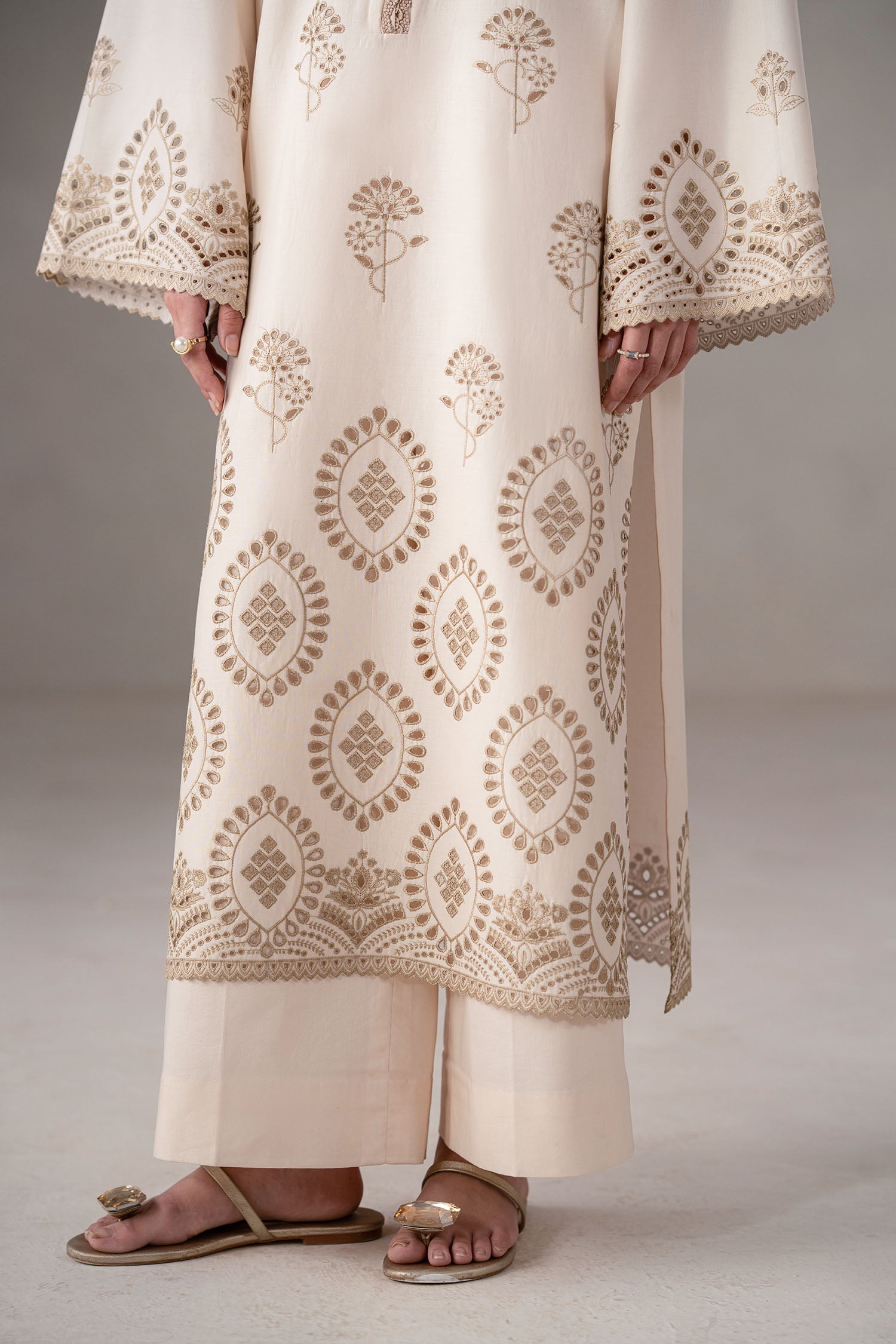 Akbar Aslam - Lunel
