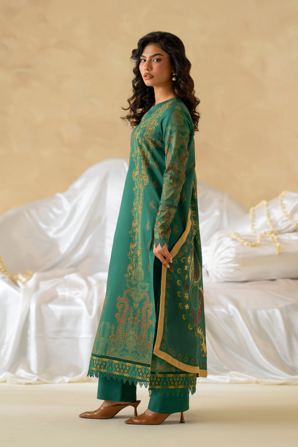 Akbar Aslam - Jade