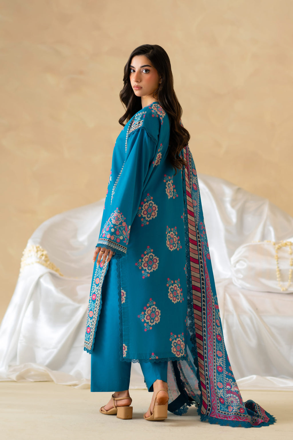 Akbar Aslam - Sapphire