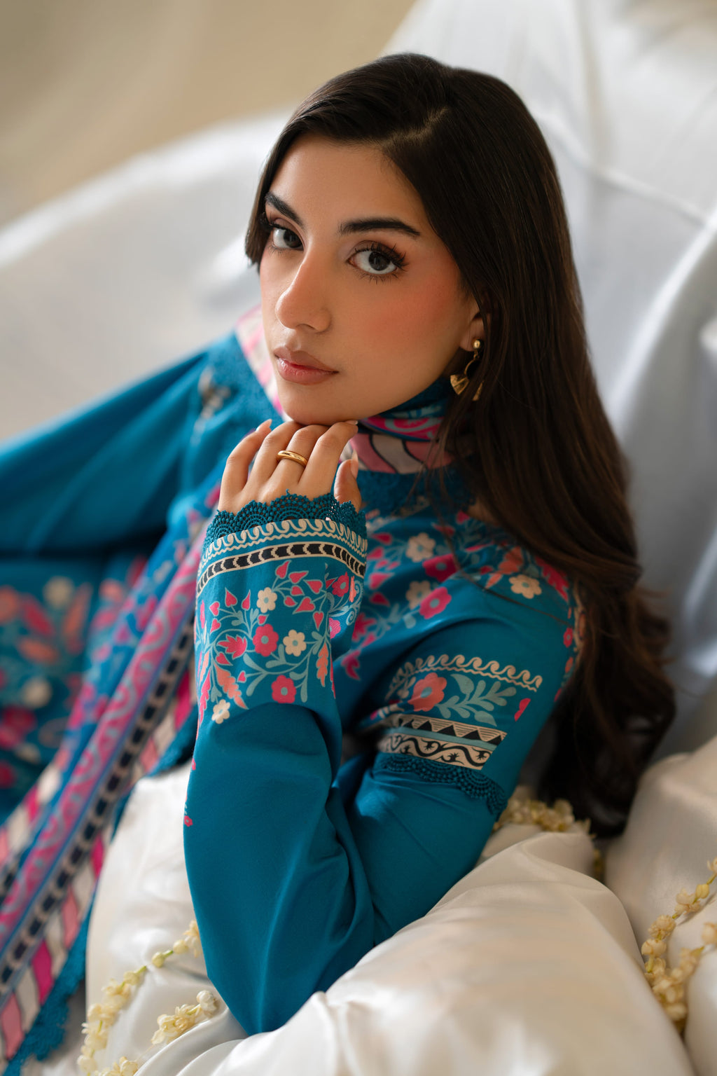 Akbar Aslam - Sapphire