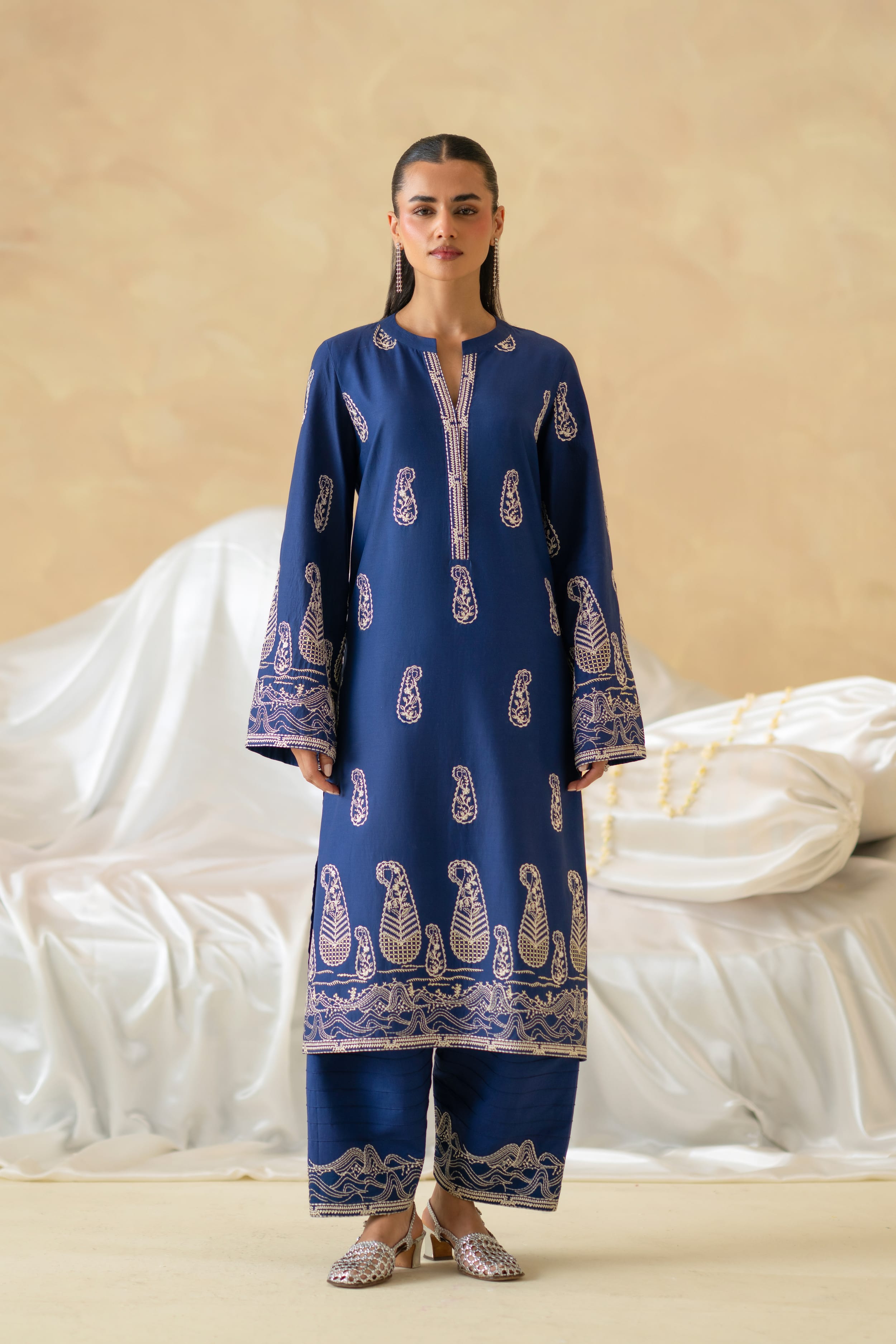 Akbar Aslam - Amaya