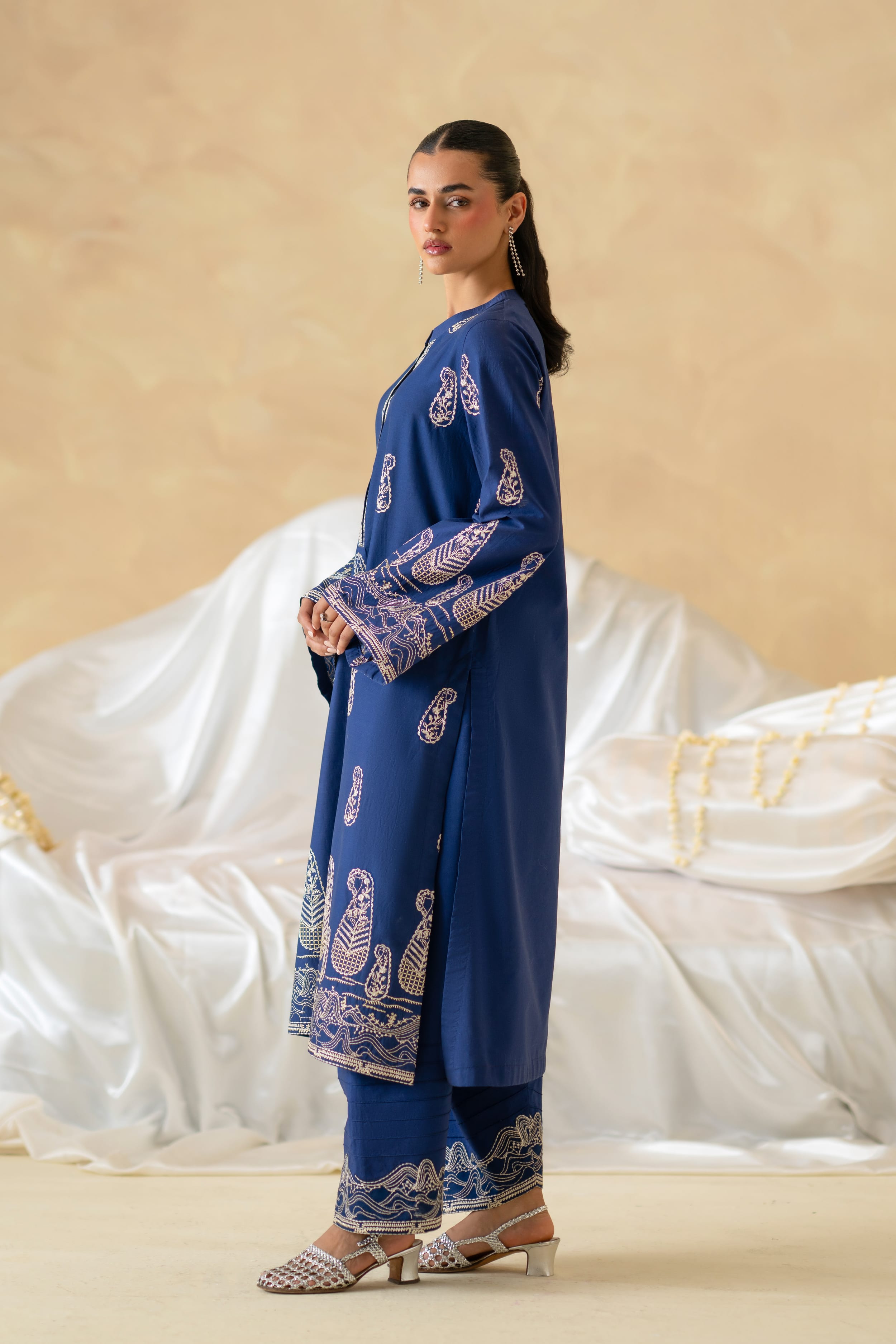 Akbar Aslam - Amaya