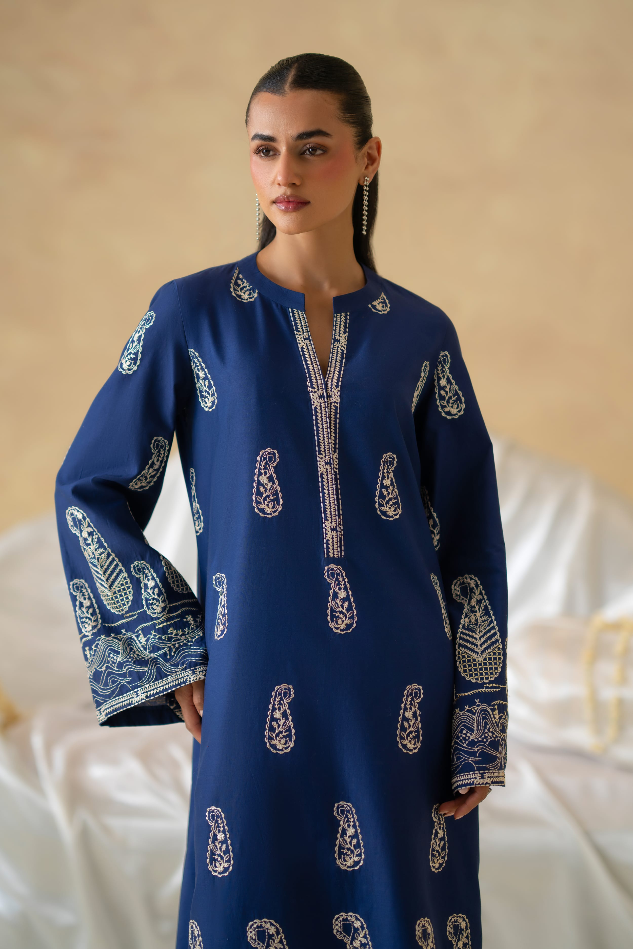 Akbar Aslam - Amaya