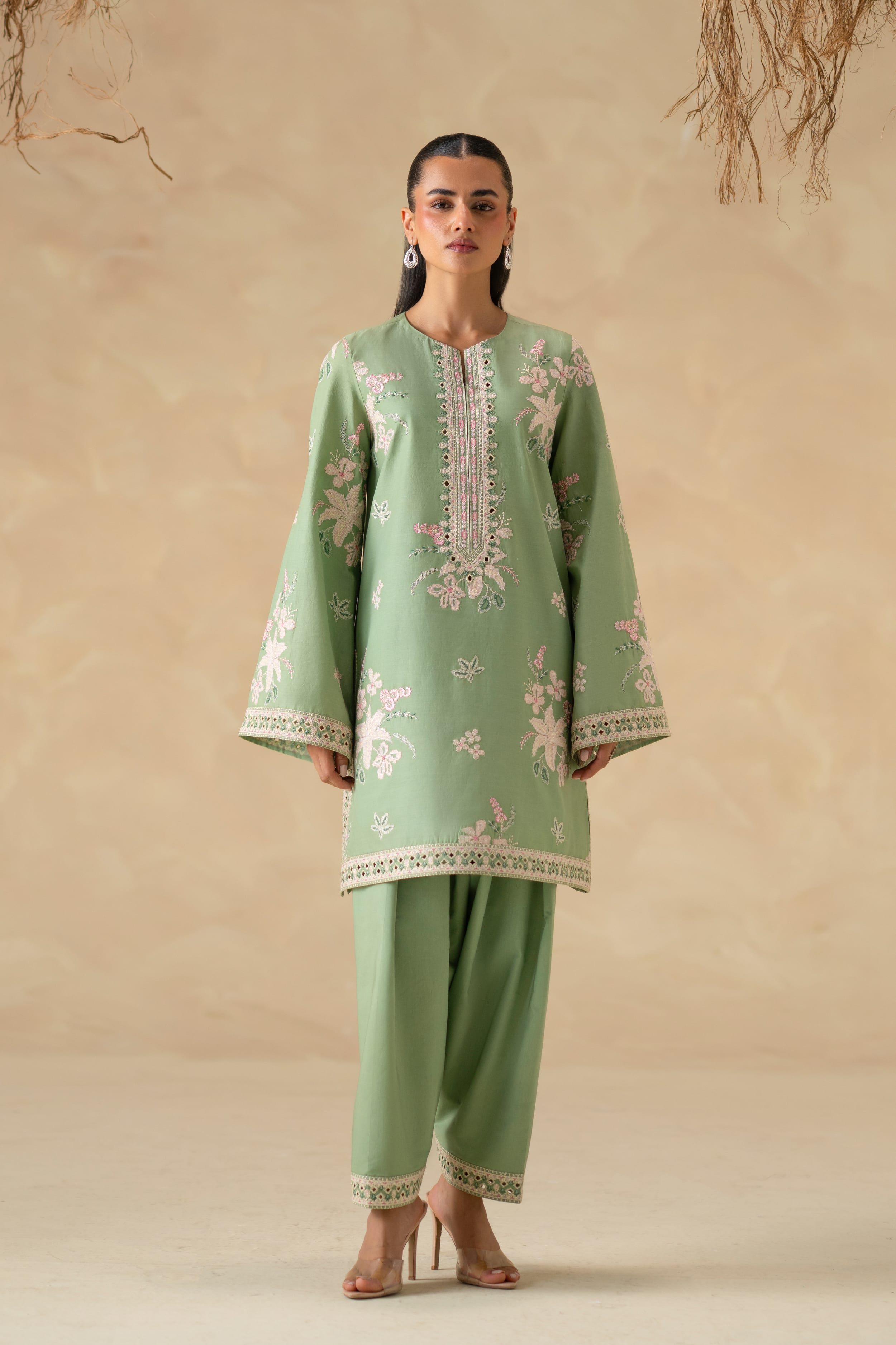 Akbar Aslam - Aster