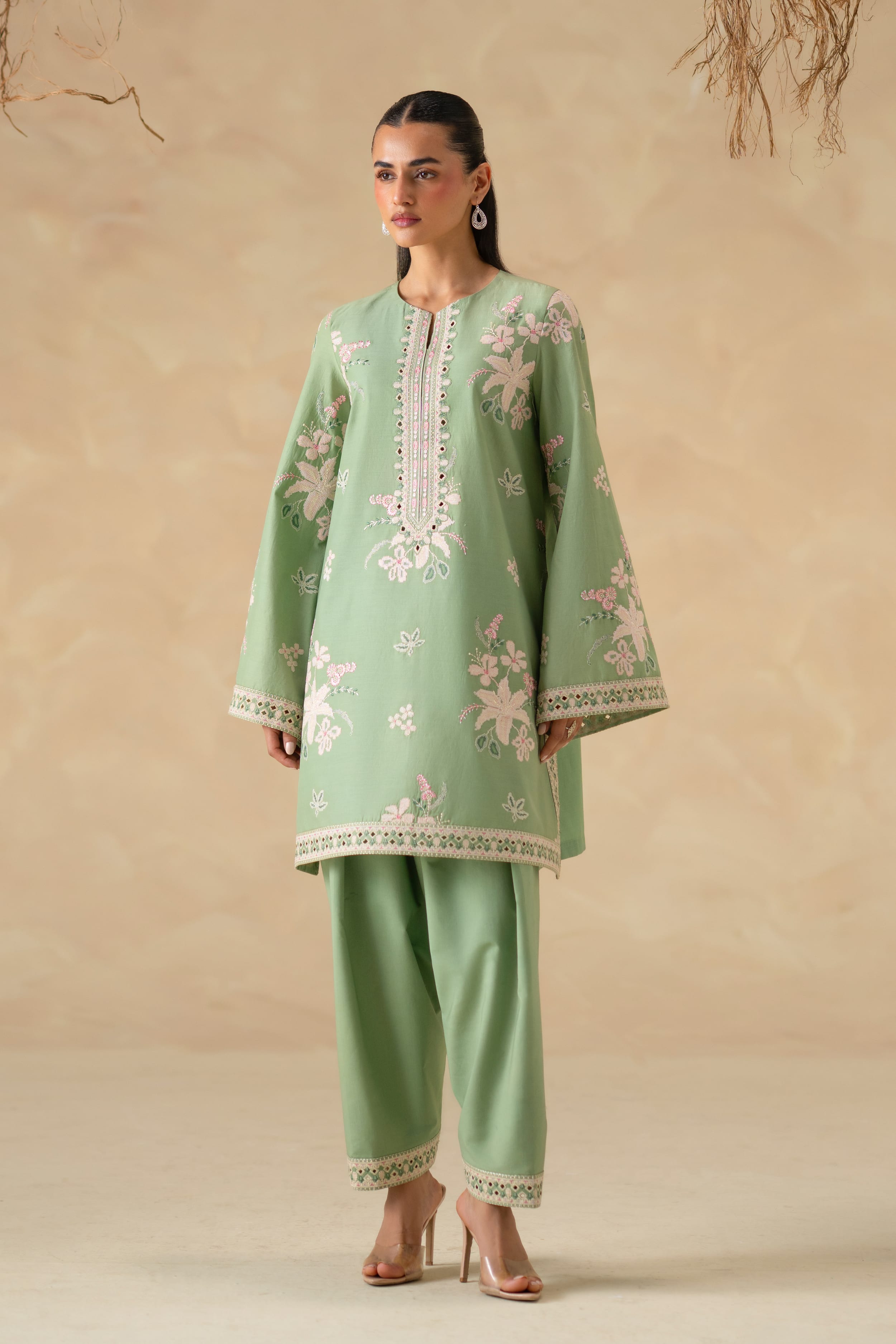 Akbar Aslam - Aster