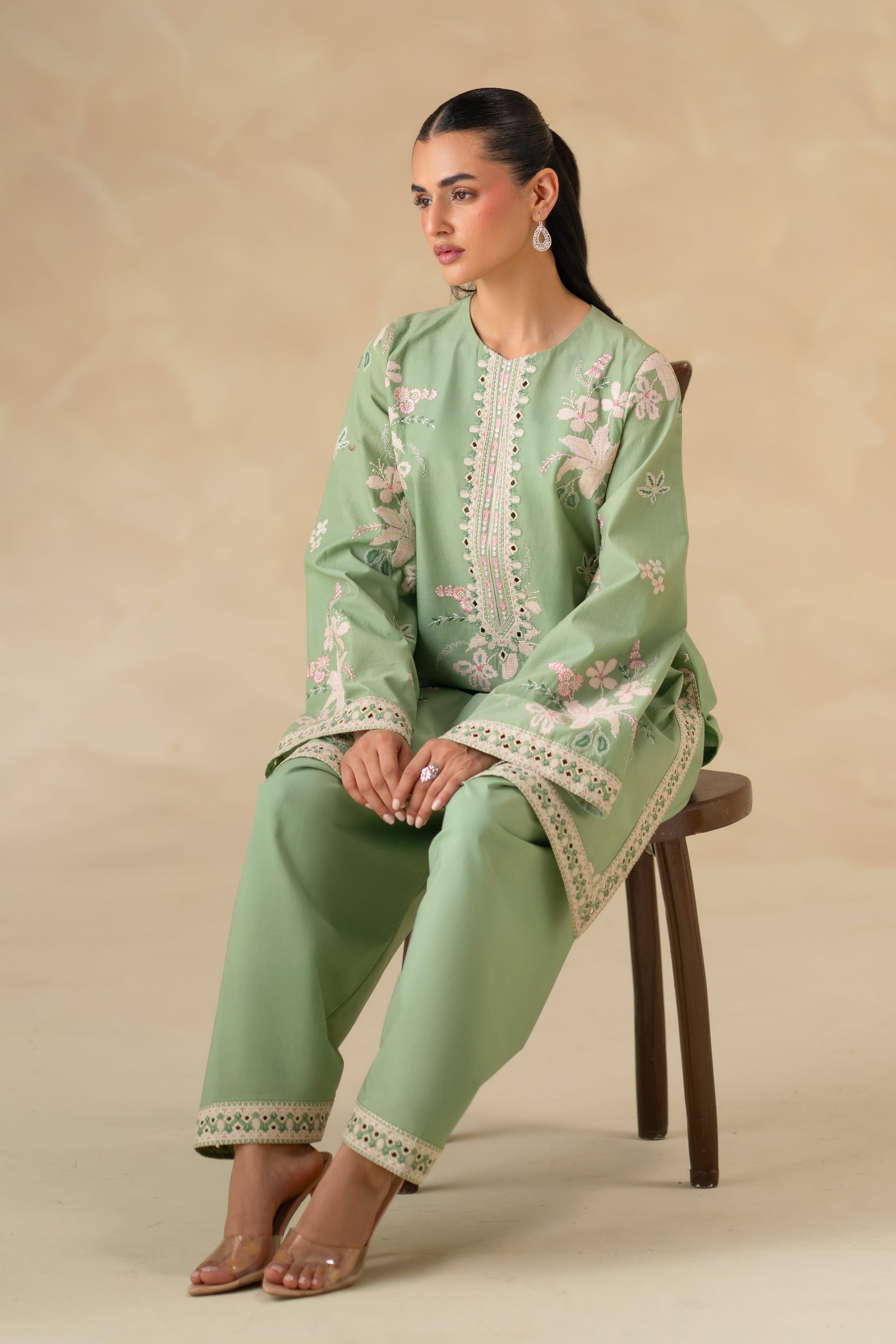 Akbar Aslam - Aster