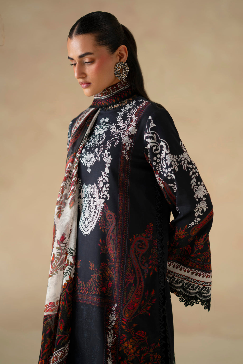 Akbar Aslam - Manrch