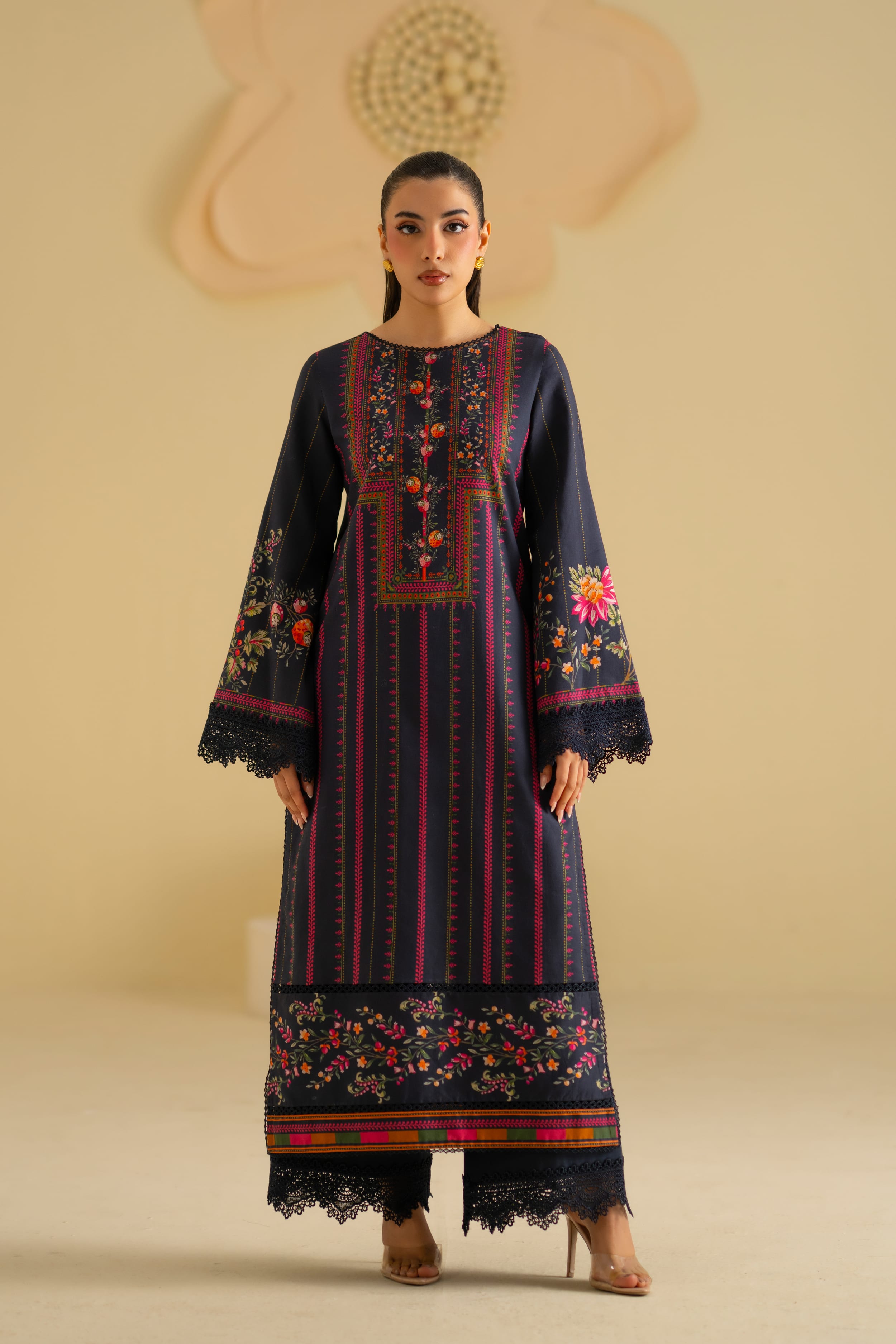 Akbar Aslam - Nixia