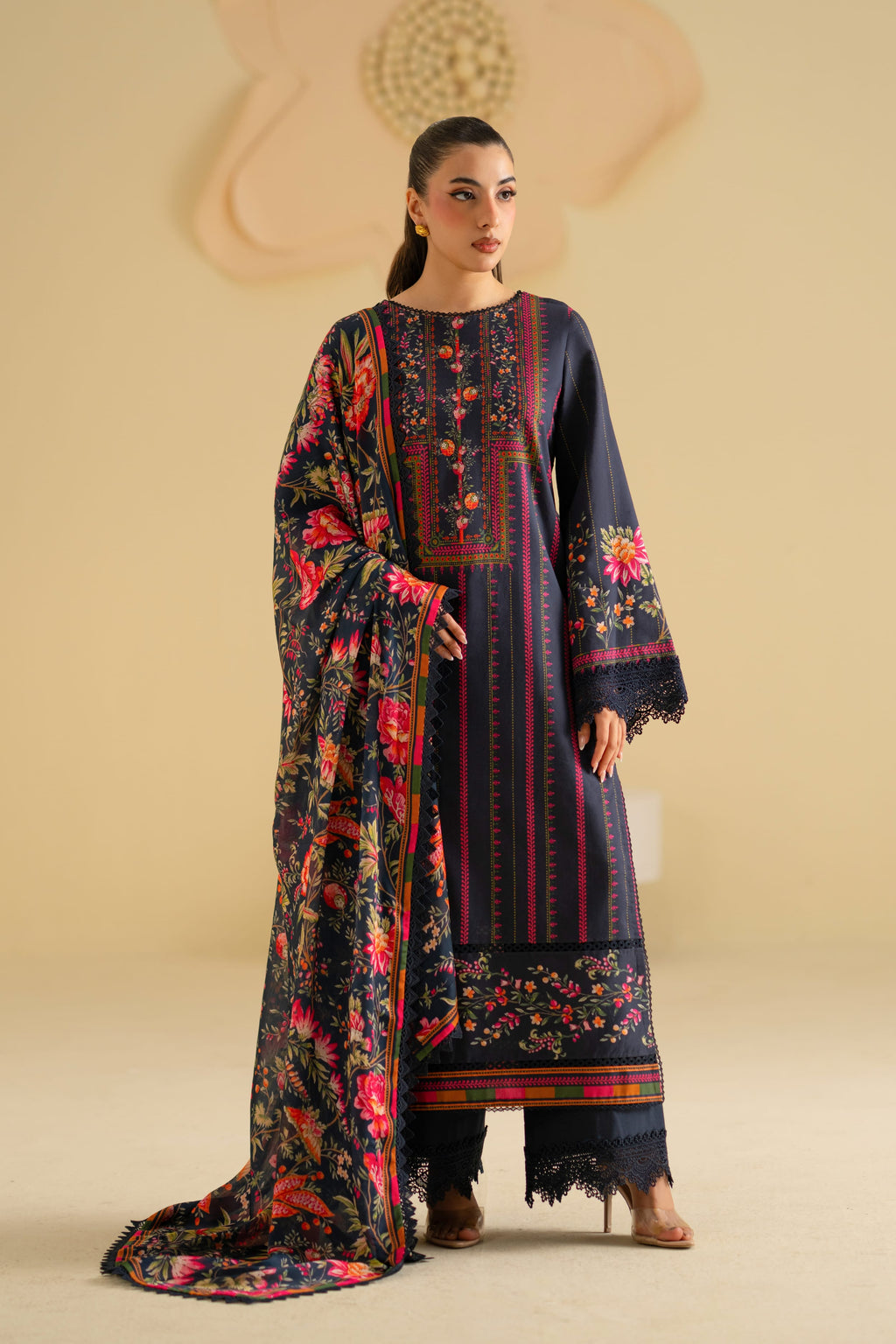 Akbar Aslam - Nixia