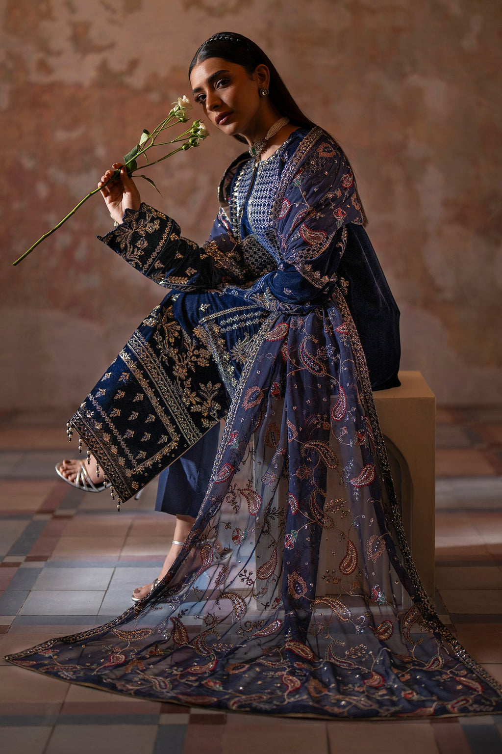 Emaan Adeel - Roshni