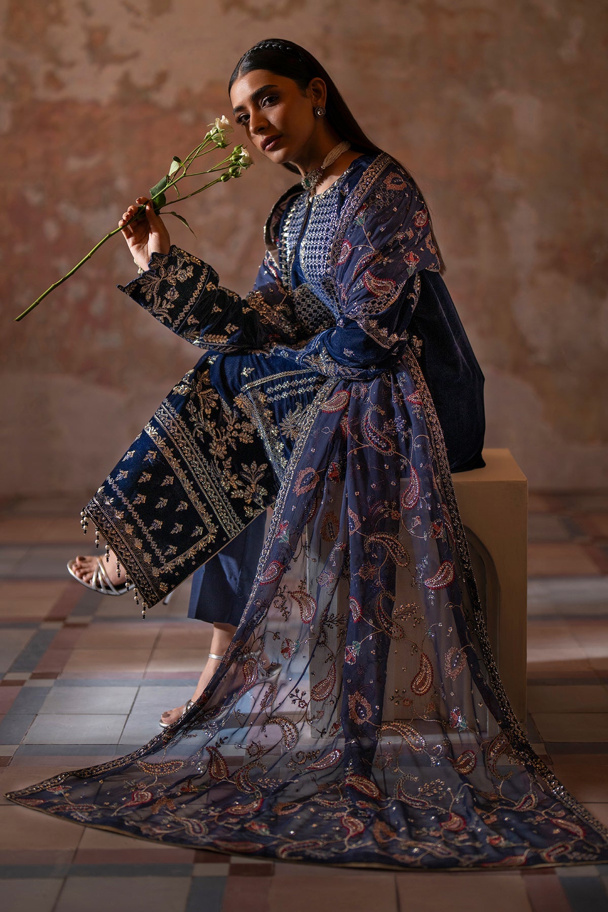 Emaan Adeel - Roshni