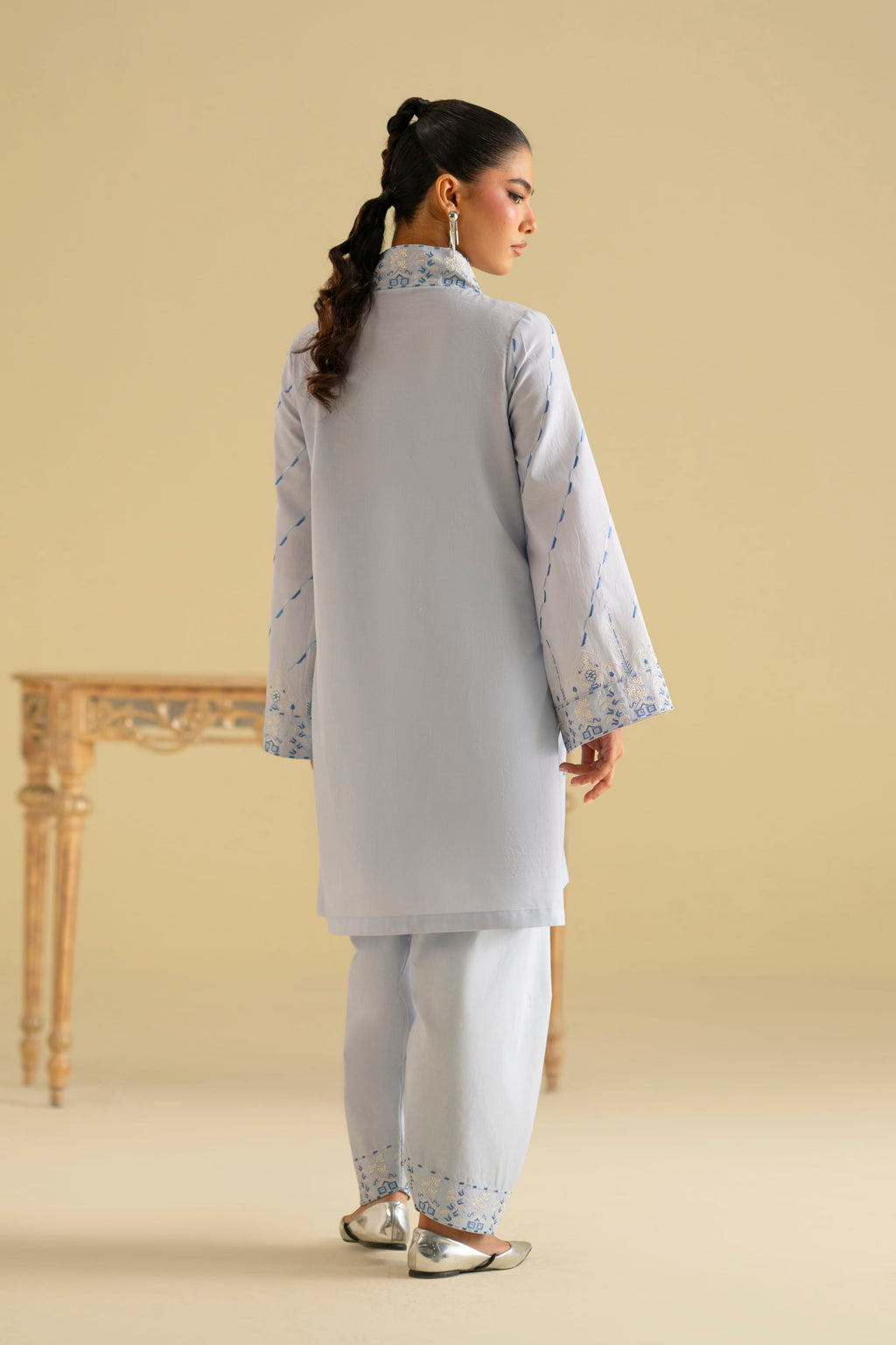 Akbar Aslam - Marina