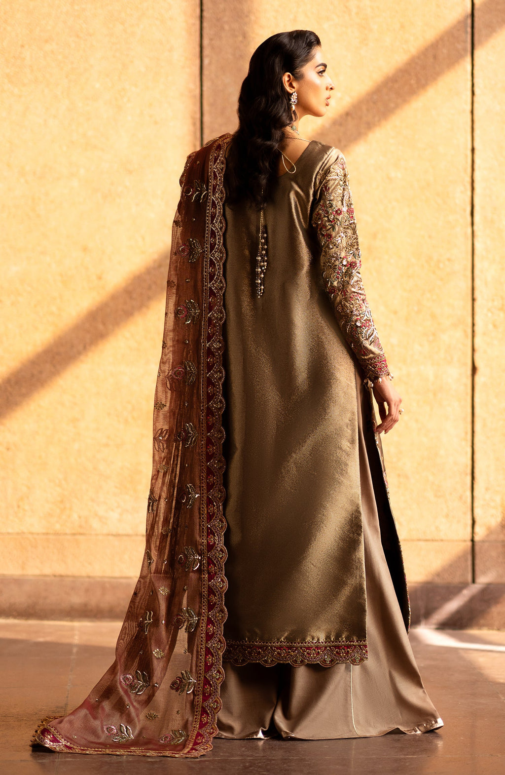 Emaan Adeel - Felisa