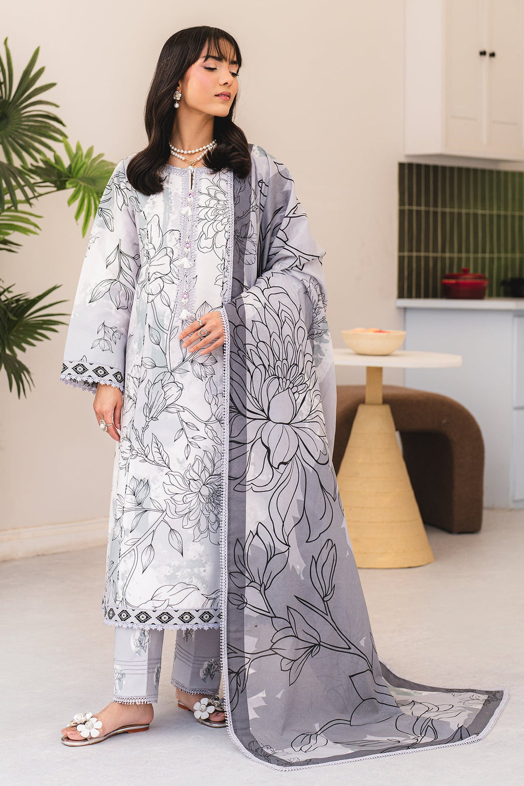 Alizeh - Af-Pl-6043-Perie