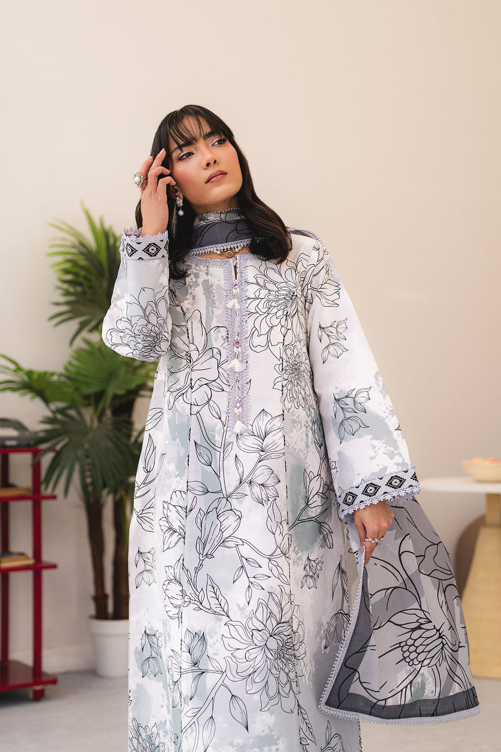Alizeh - Af-Pl-6043-Perie