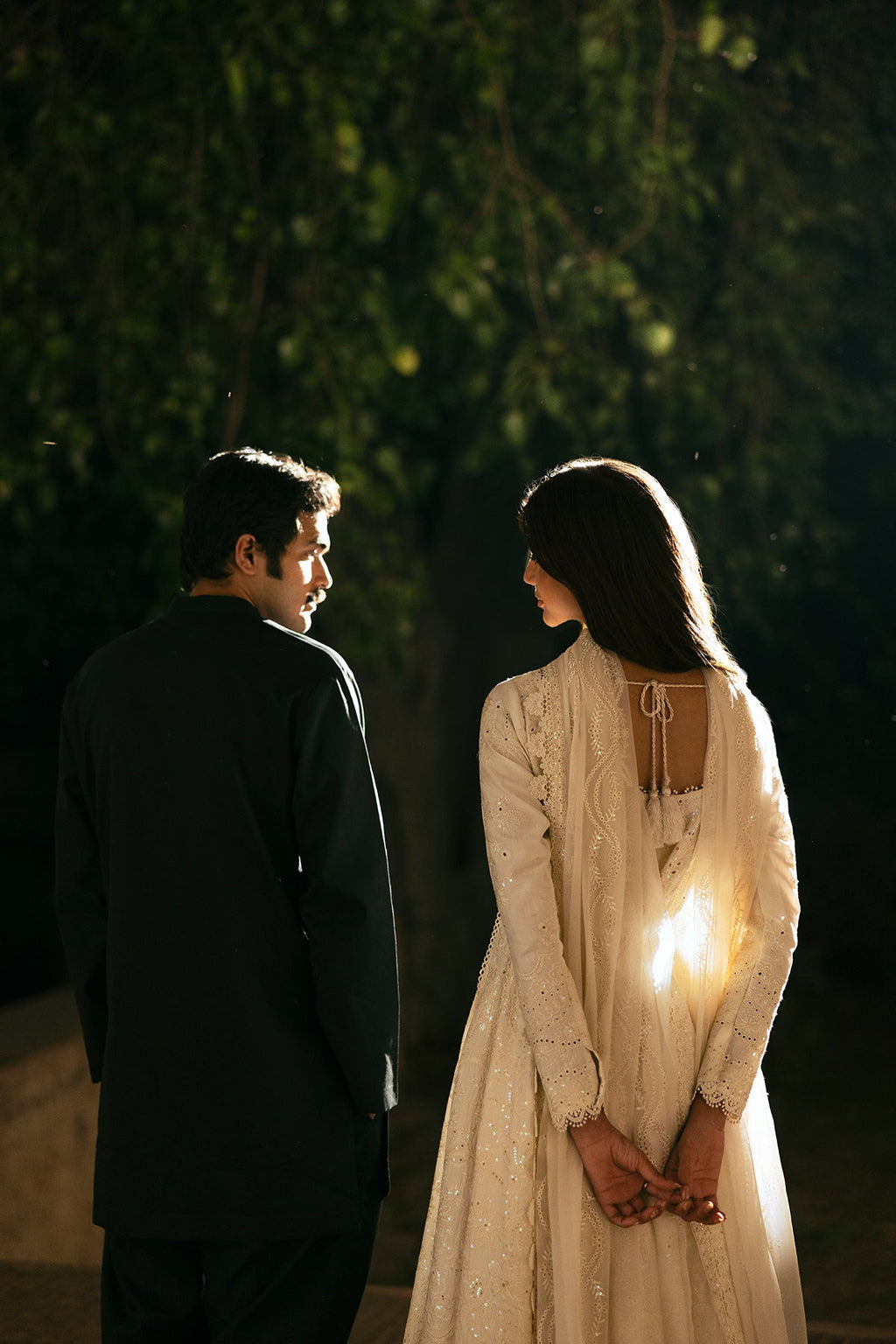 Afrozeh - Ishq