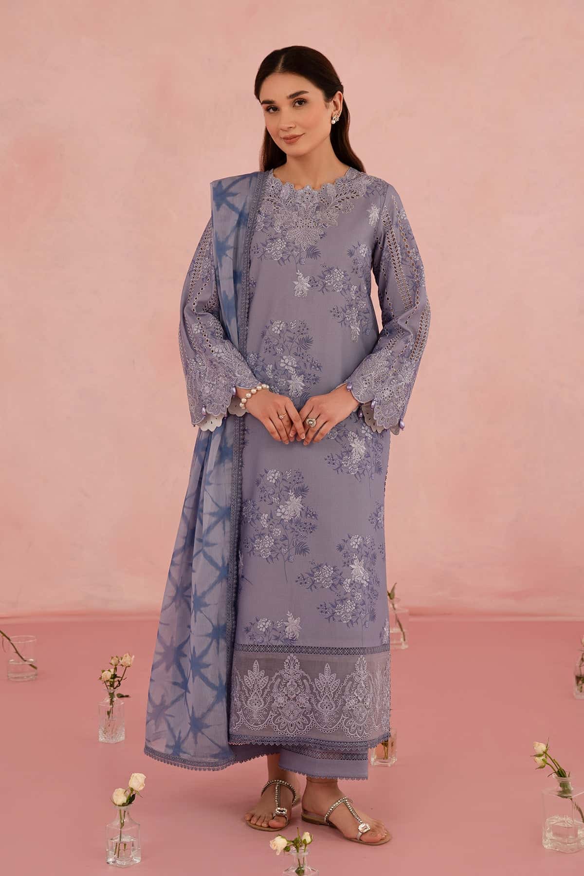 Afrozeh - Columbine