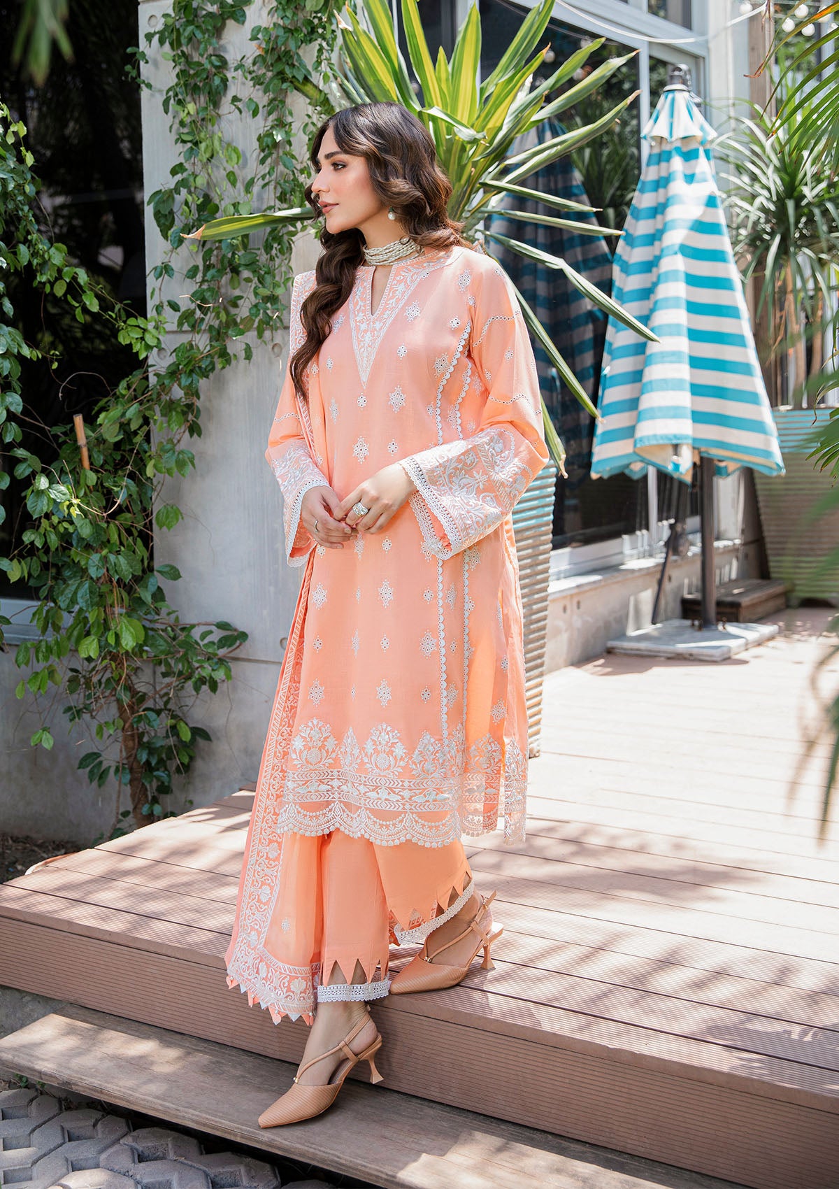 Aik Atelier - Lawn - Look B2303B