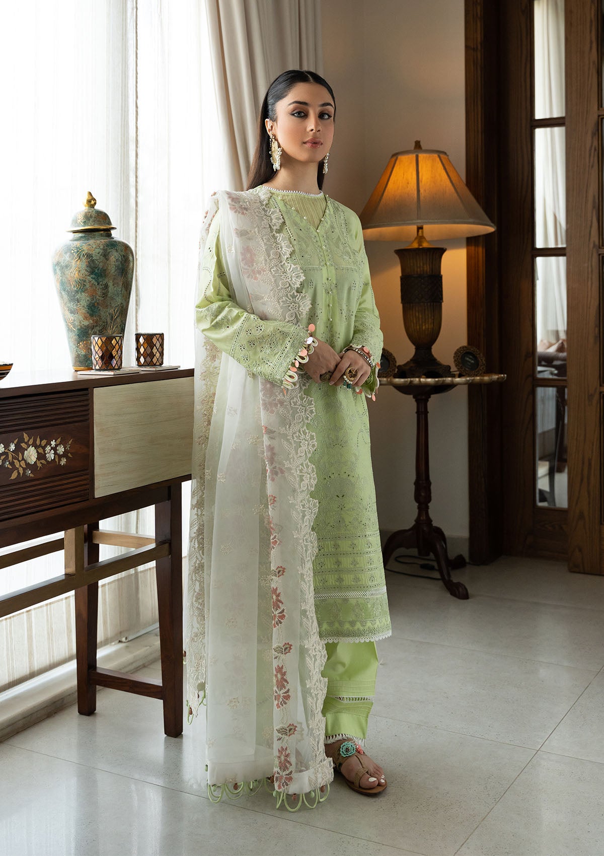 Aik Atelier - Lawn - Look B2407