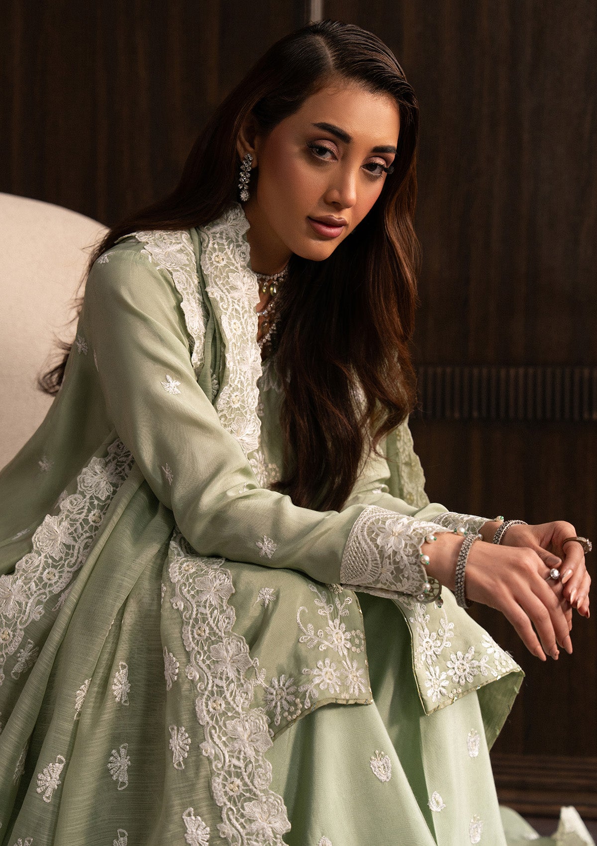 Aik Atelier - Lady Aik - Look A2503
