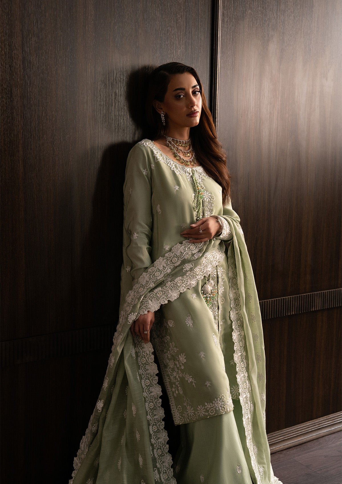Aik Atelier - Lady Aik - Look A2503