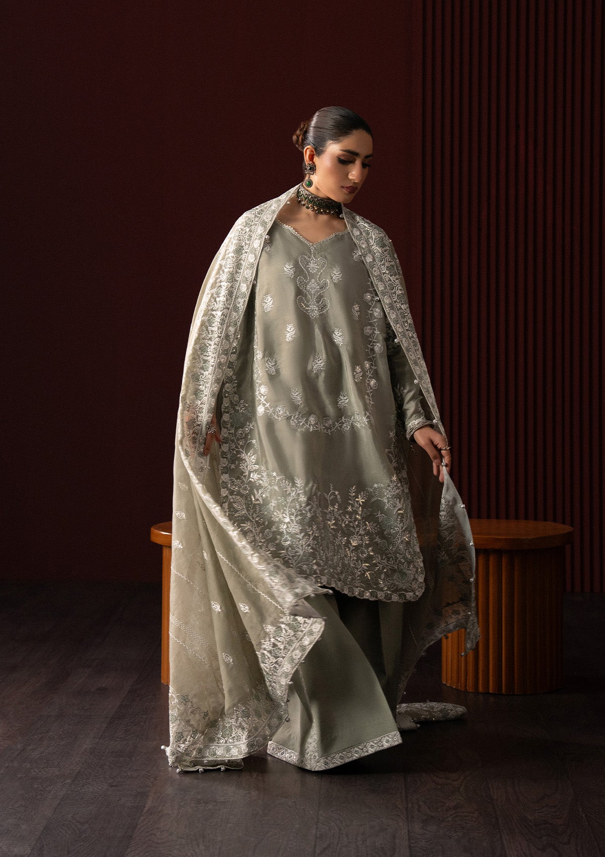 Aik Atelier - Lady Aik - Look A2506