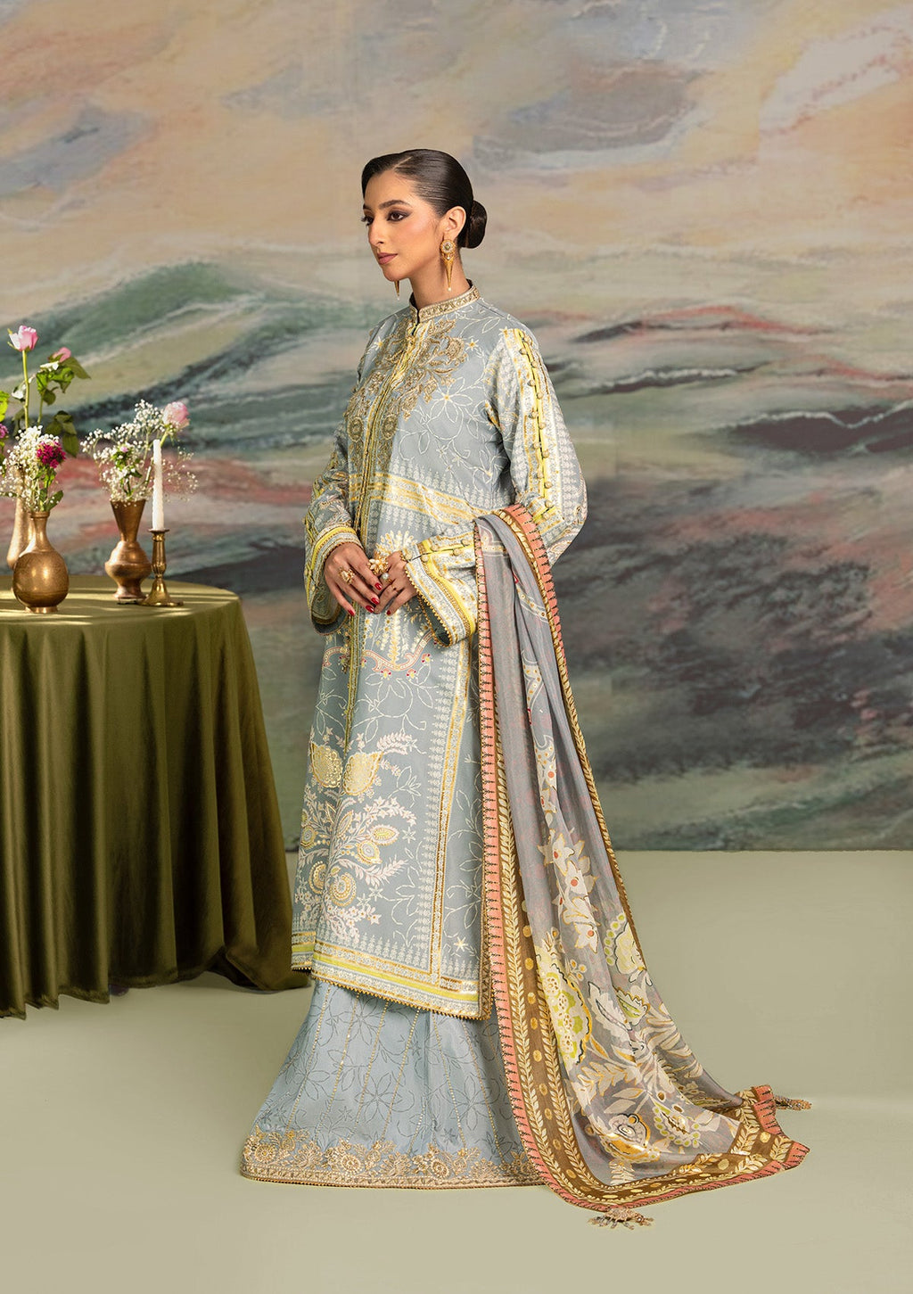Aik Atelier - Lady Aik - Look A2604