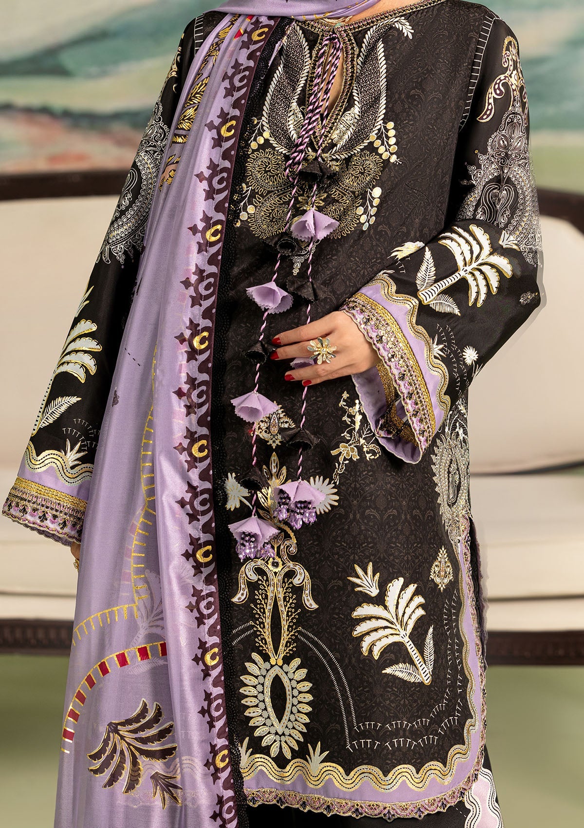 Aik Atelier - Lady Aik - Look A2606