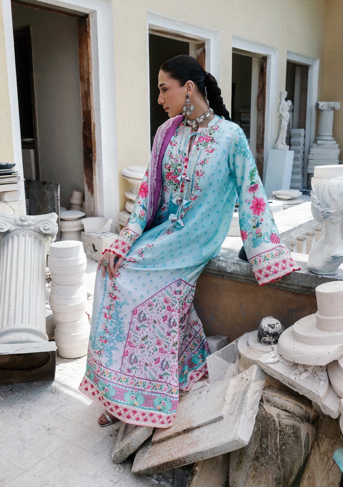 Aik Atelier - Lady Aik - Look B2603