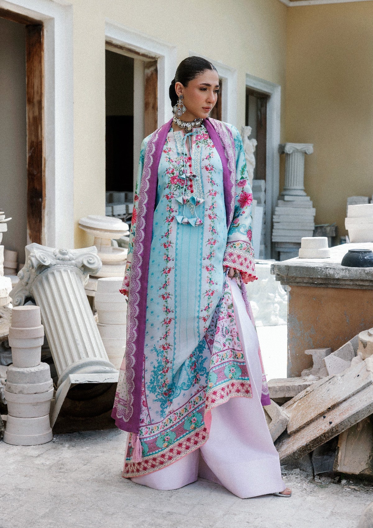 Aik Atelier - Lady Aik - Look B2603