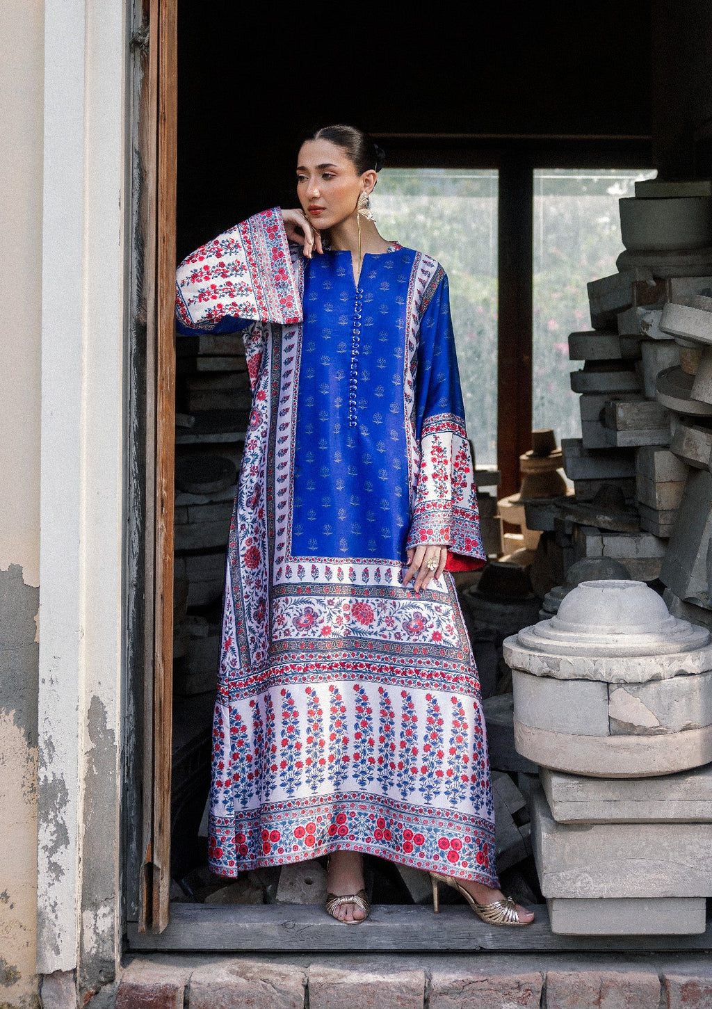 Aik Atelier - Lady Aik - Look B2606