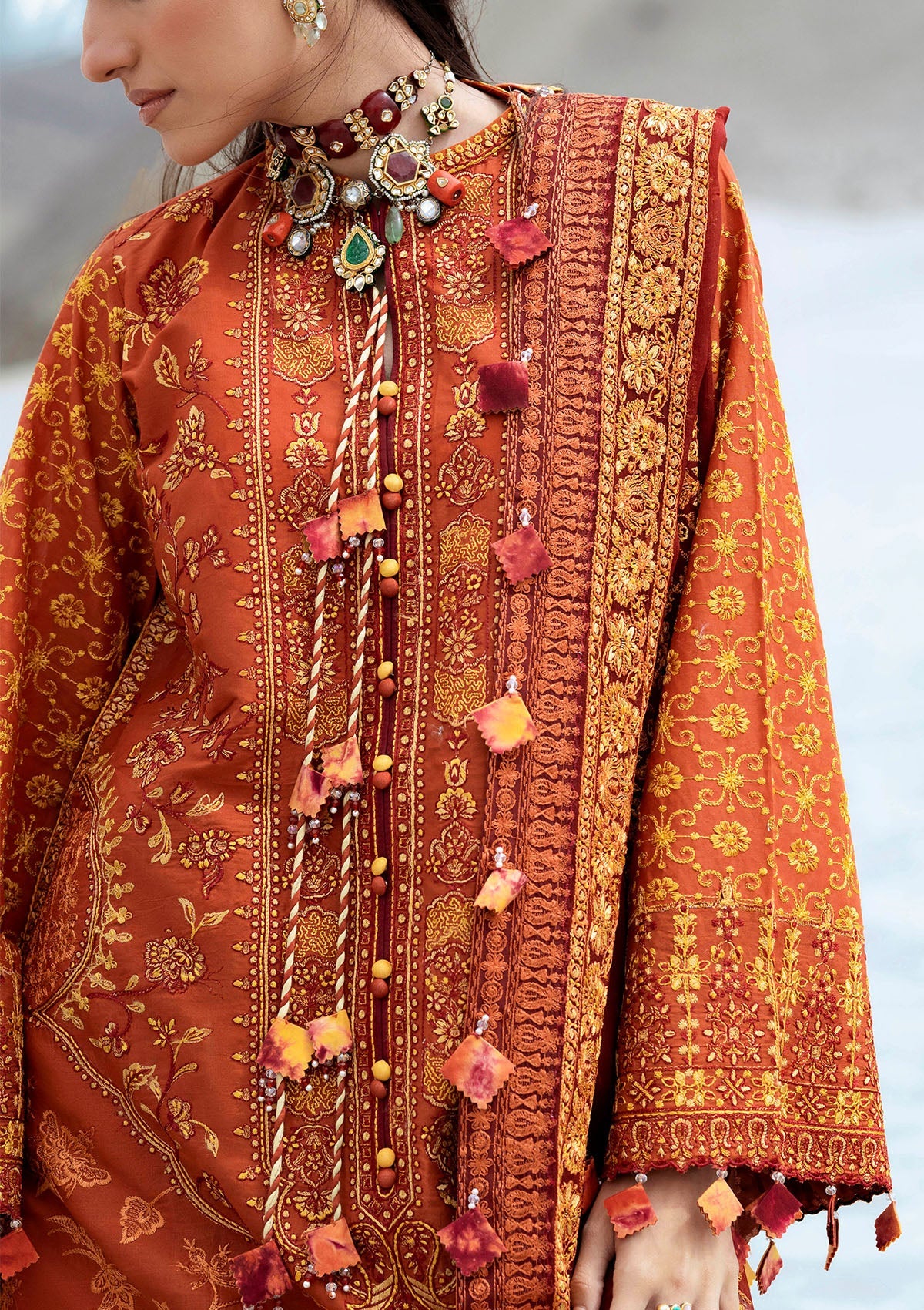 Aik Atelier - Lawn - Look A2507