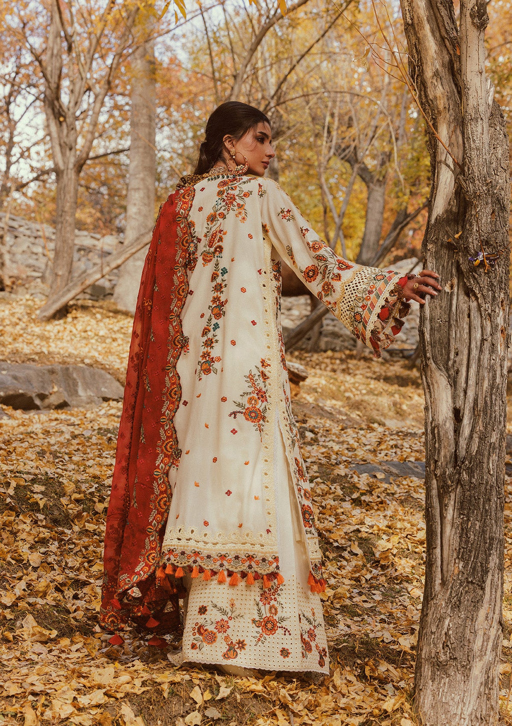 Aik Atelier - Lawn - Look A2607