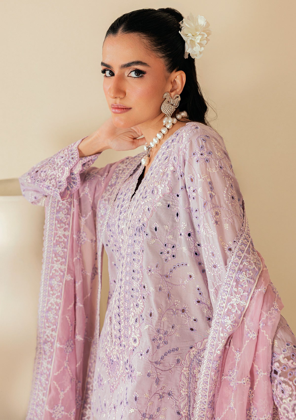 Aik Atelier - Lawn - Look B2601A