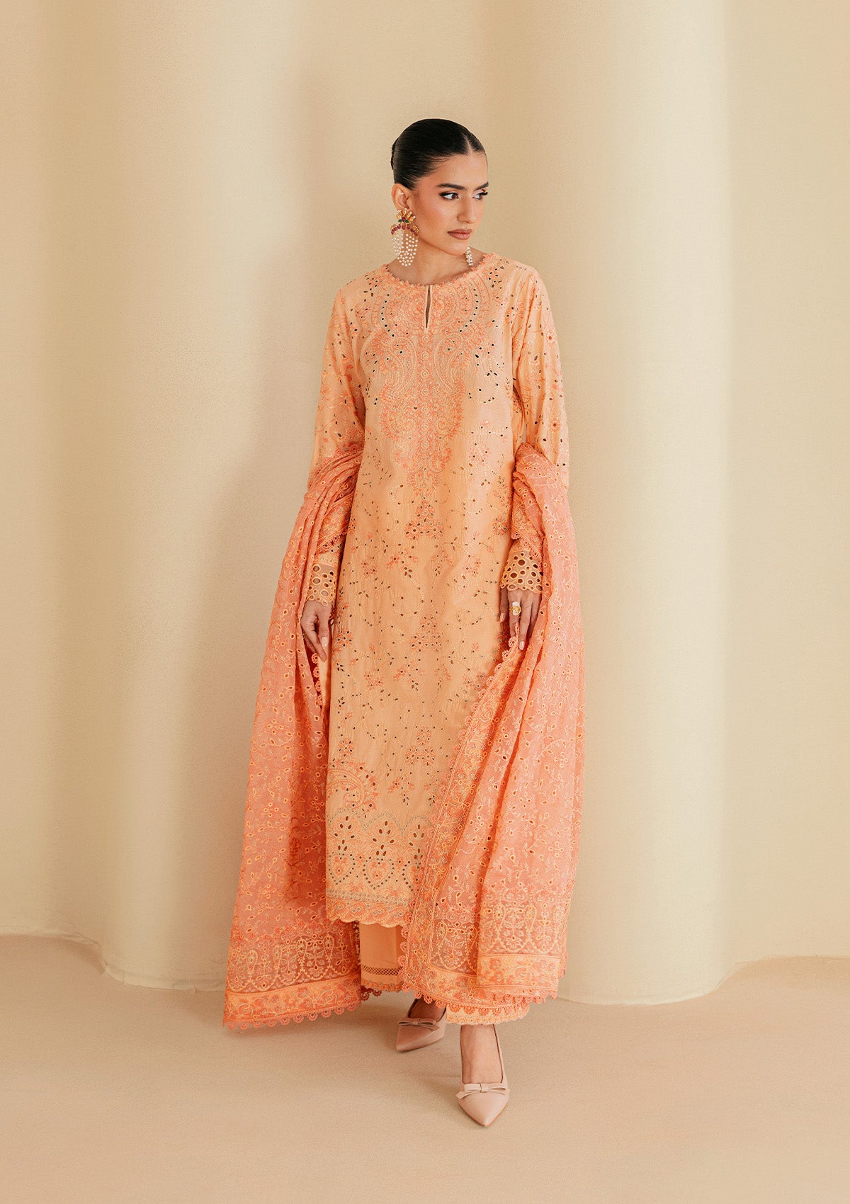 Aik Atelier - Lawn - Look B2602B
