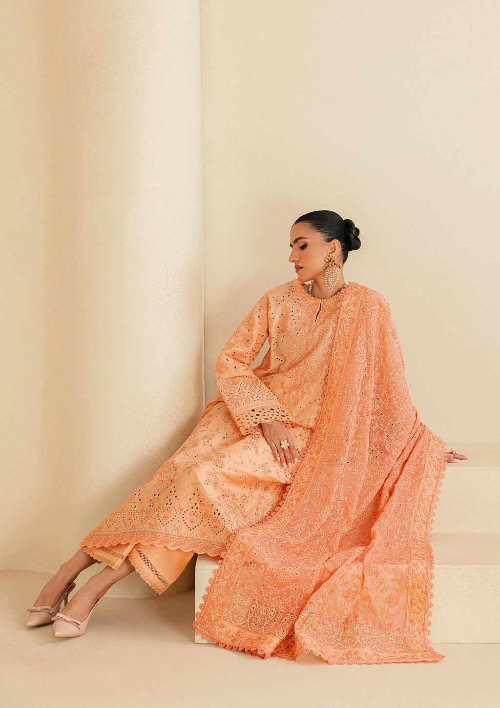 Aik Atelier - Lawn - Look B2602B