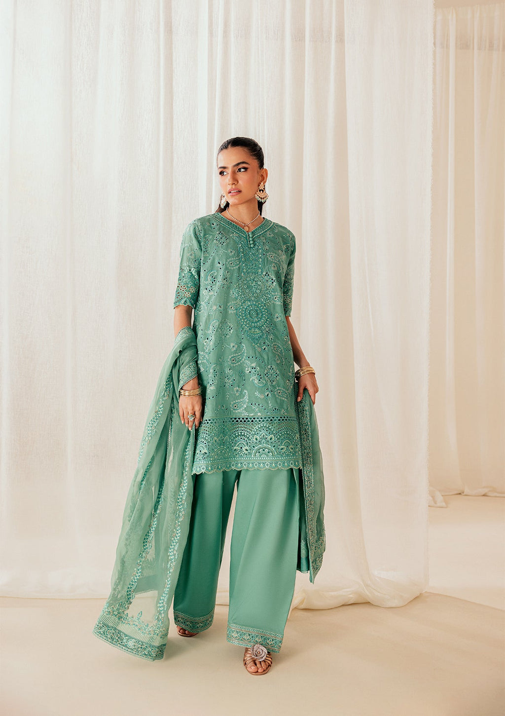 Aik Atelier - Lawn - Look B2603A