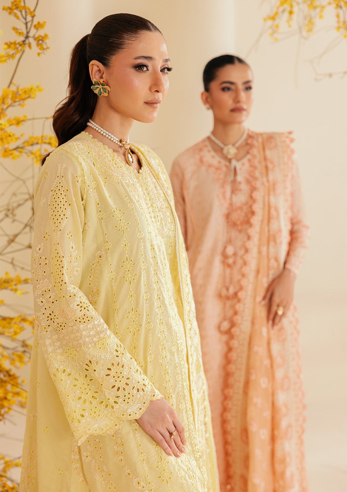 Aik Atelier - Lawn - Look B2604A
