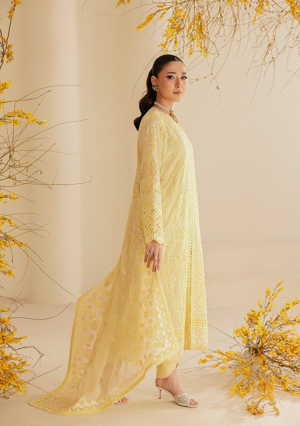 Aik Atelier - Lawn - Look B2604A