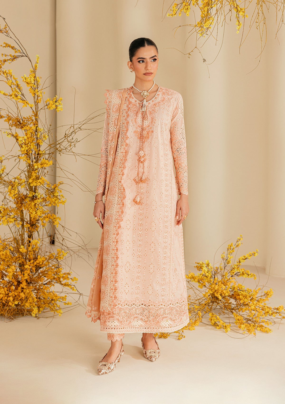 Aik Atelier - Lawn - Look B2604B
