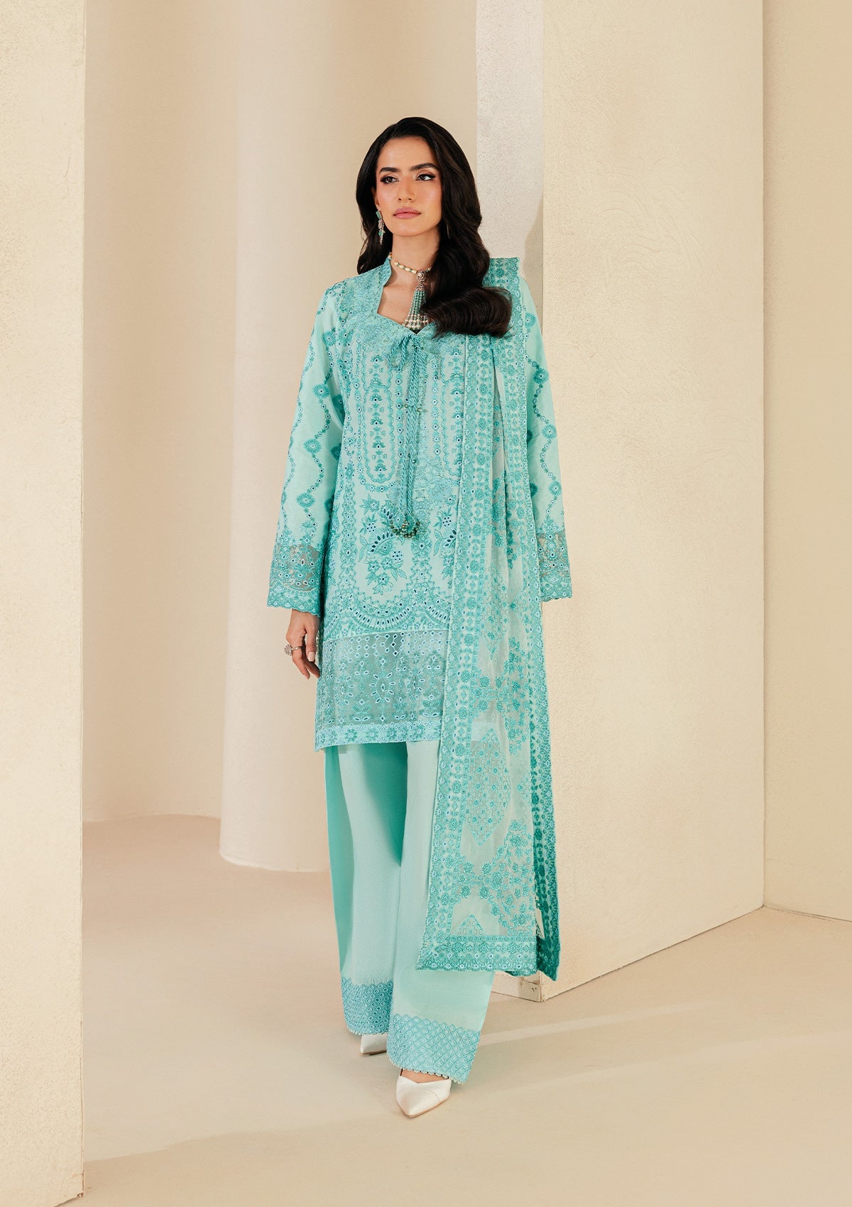 Aik Atelier - Lawn - Look B2605A