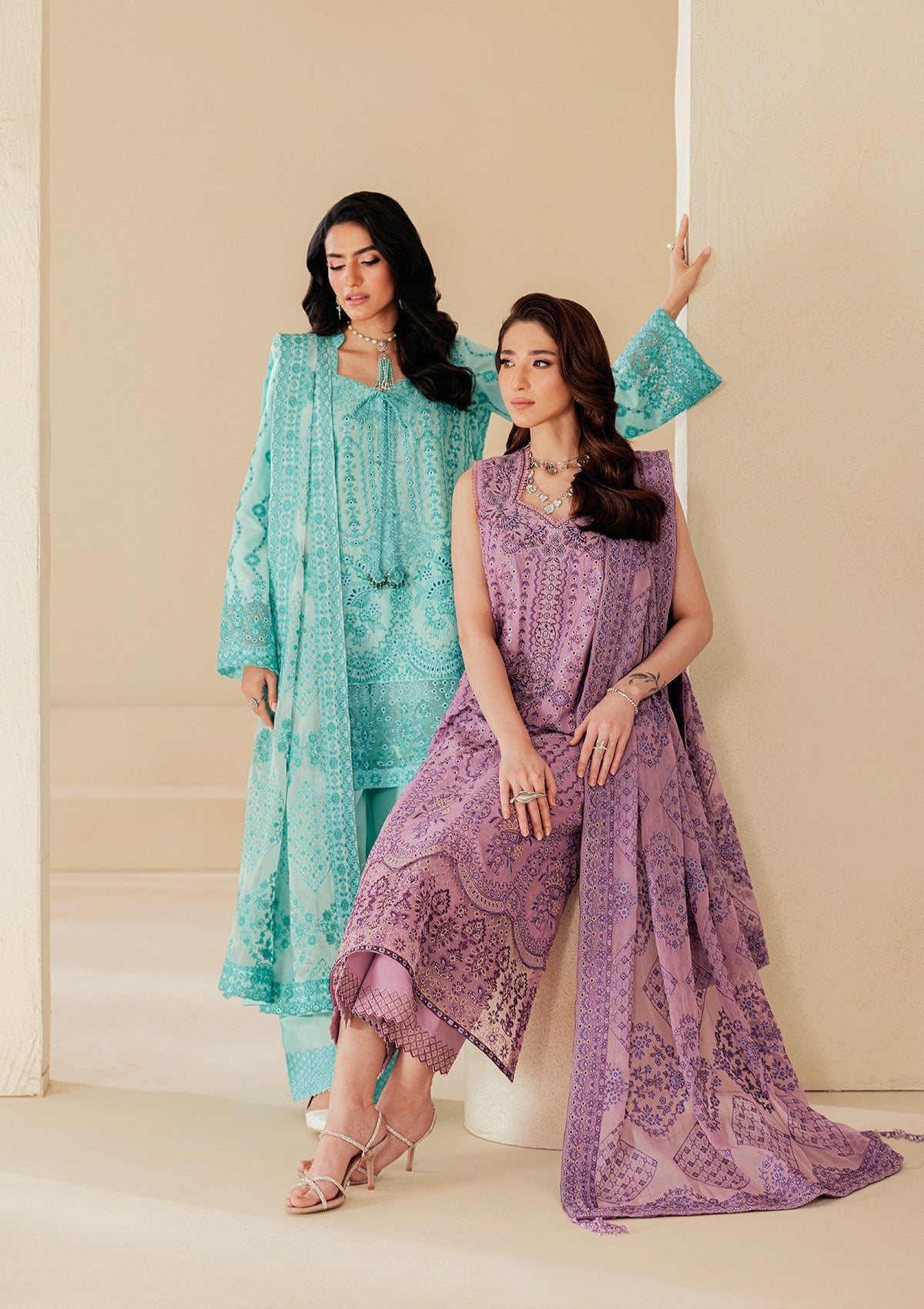 Aik Atelier - Lawn - Look B2605A