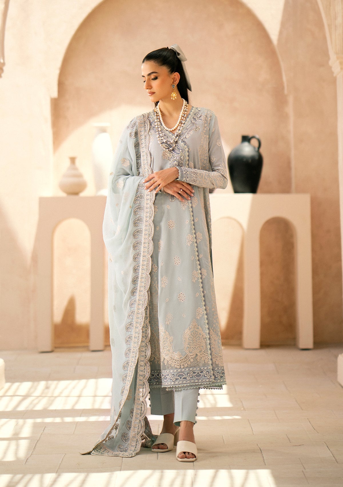 Aik Atelier - Lawn - Look C2404B