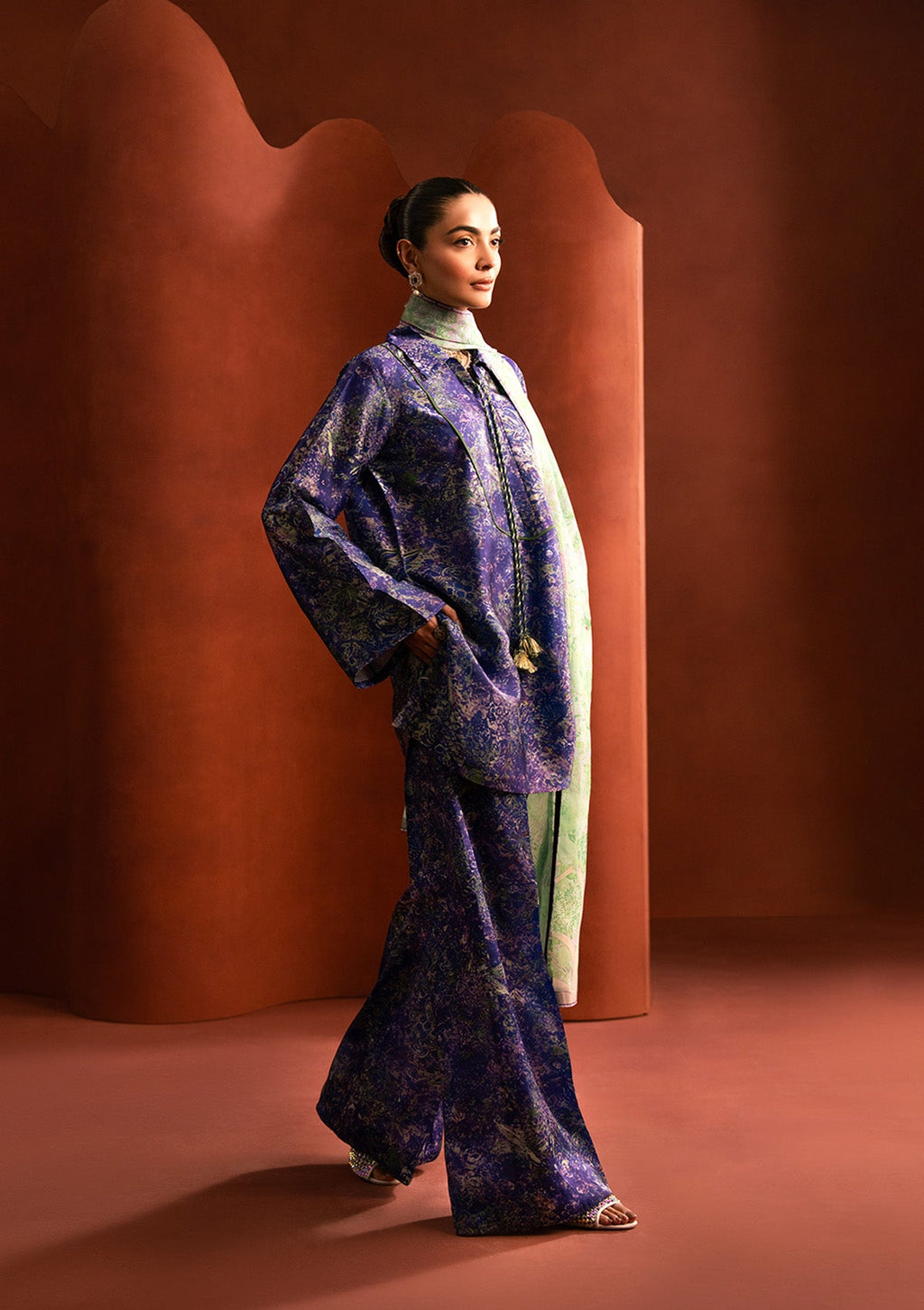 Aik Atelier - Miss Aik - Look B2501