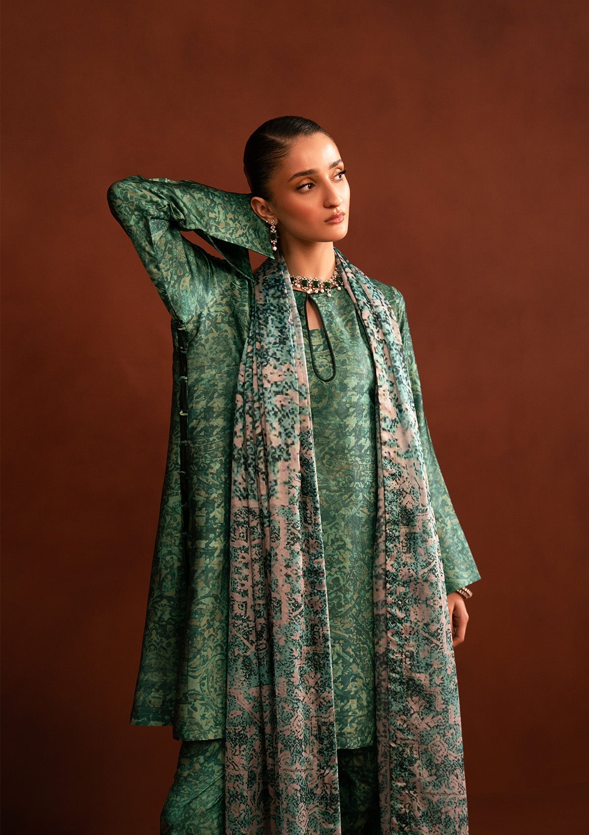 Aik Atelier - Miss Aik - Look B2502
