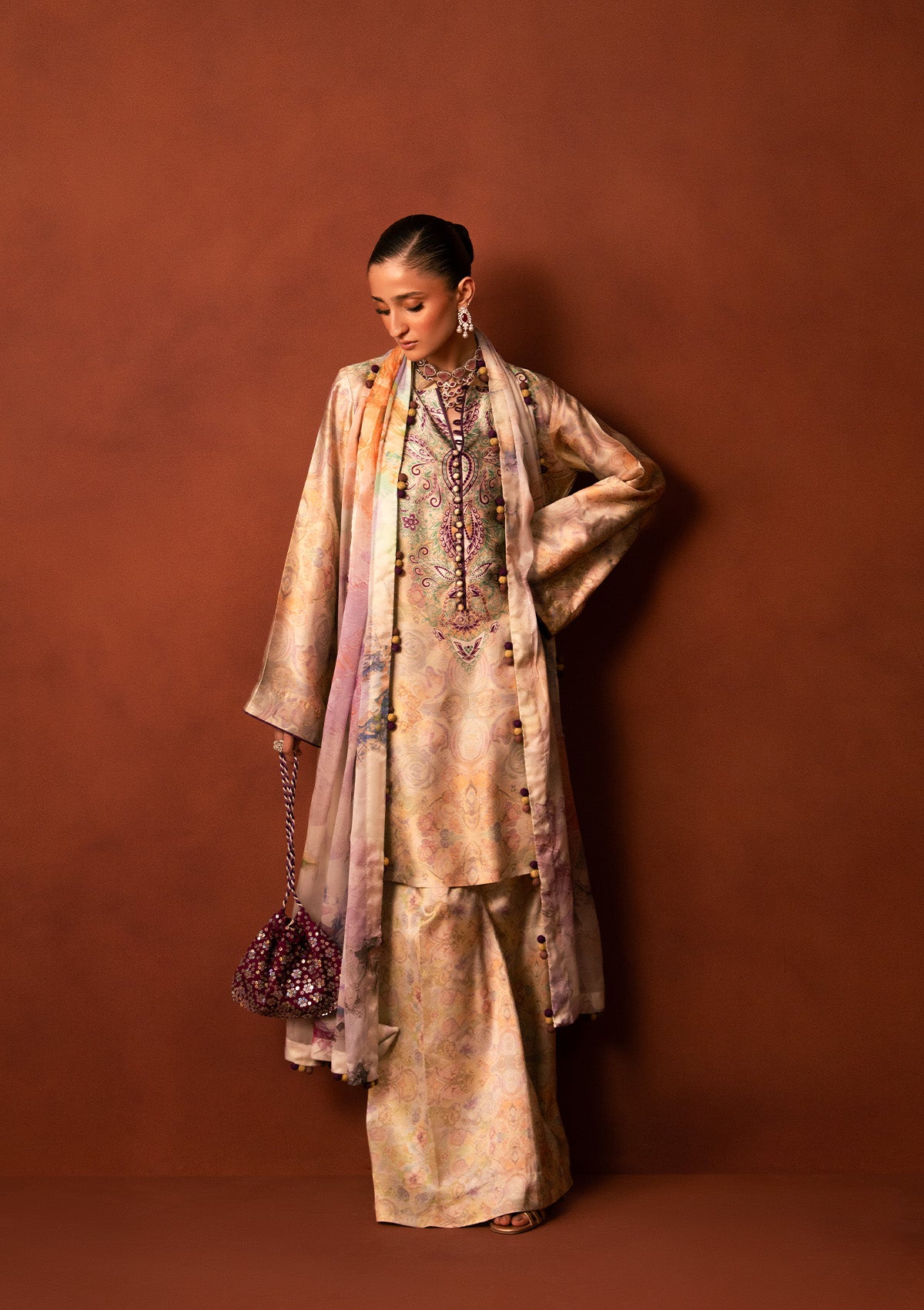 Aik Atelier - Miss Aik - Look B2508