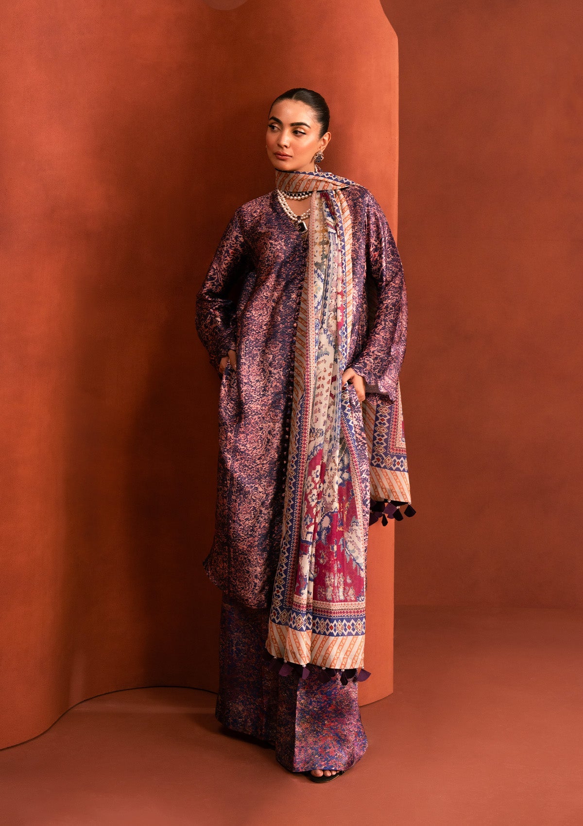 Aik Atelier - Miss Aik - Look B2510