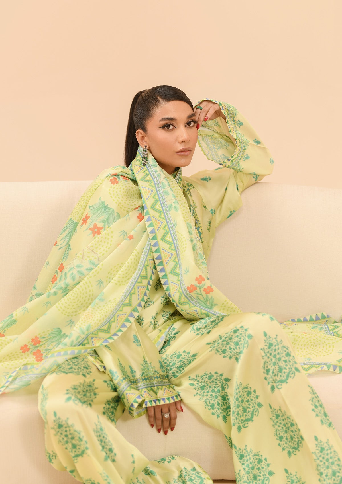 Aik Atelier - Miss Aik - Look A2403