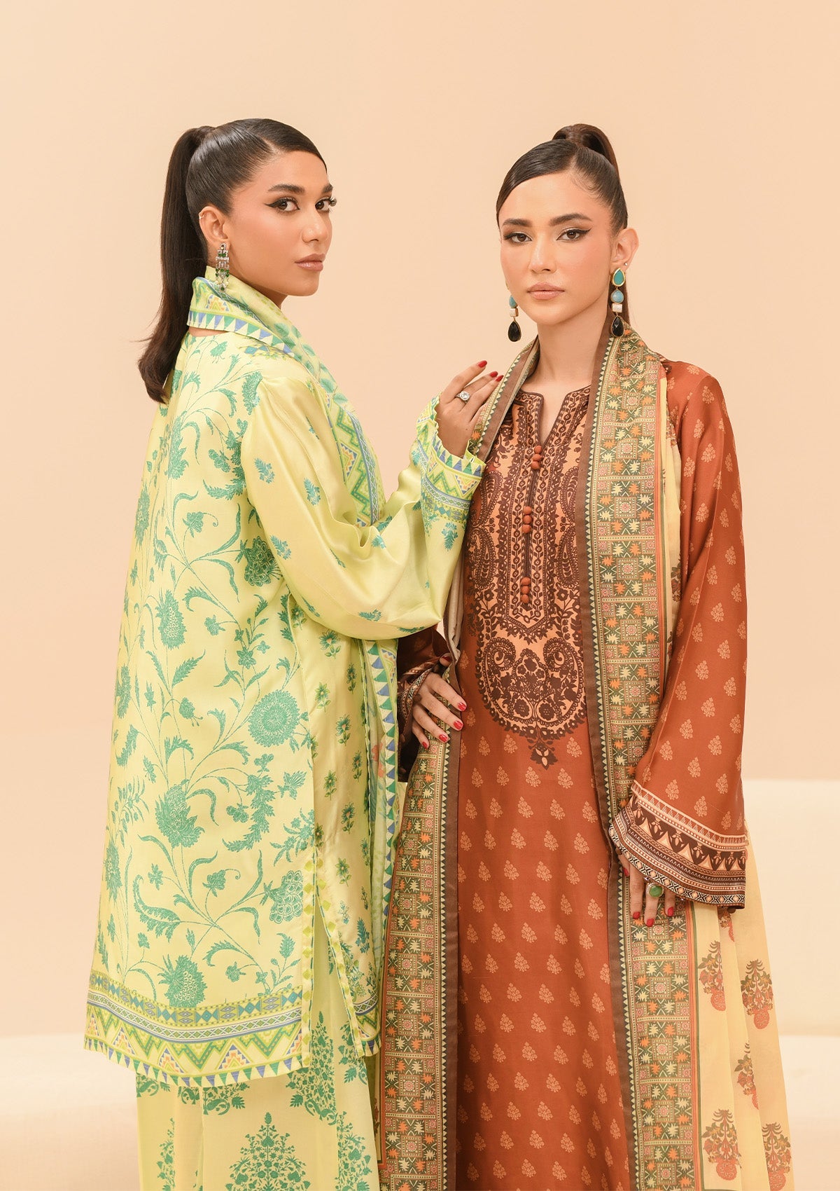 Aik Atelier - Miss Aik - Look A2403