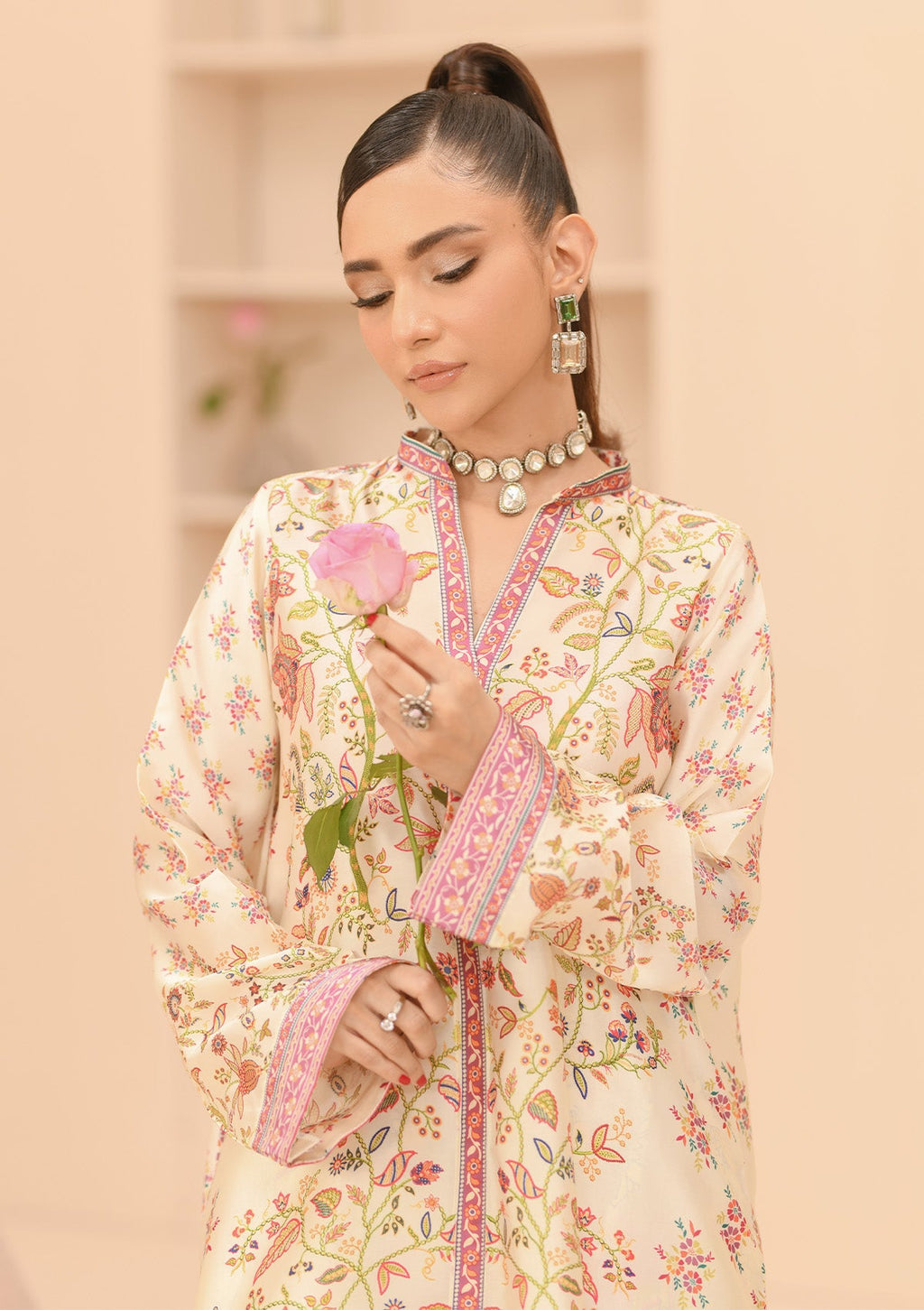 Aik Atelier - Miss Aik - Look A2404